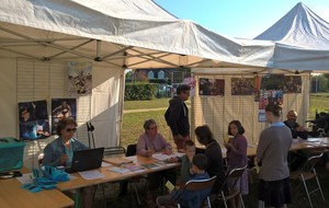 Du monde au forum et aux inscriptions ...