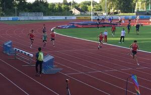 Les frères Simon progressent  à Blois 