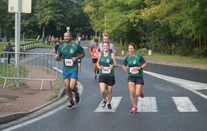 5 et 10 km de la Ville aux Dames , les maillots verts remarqués ! 