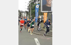 Marathons de Vannes et Amsterdam 